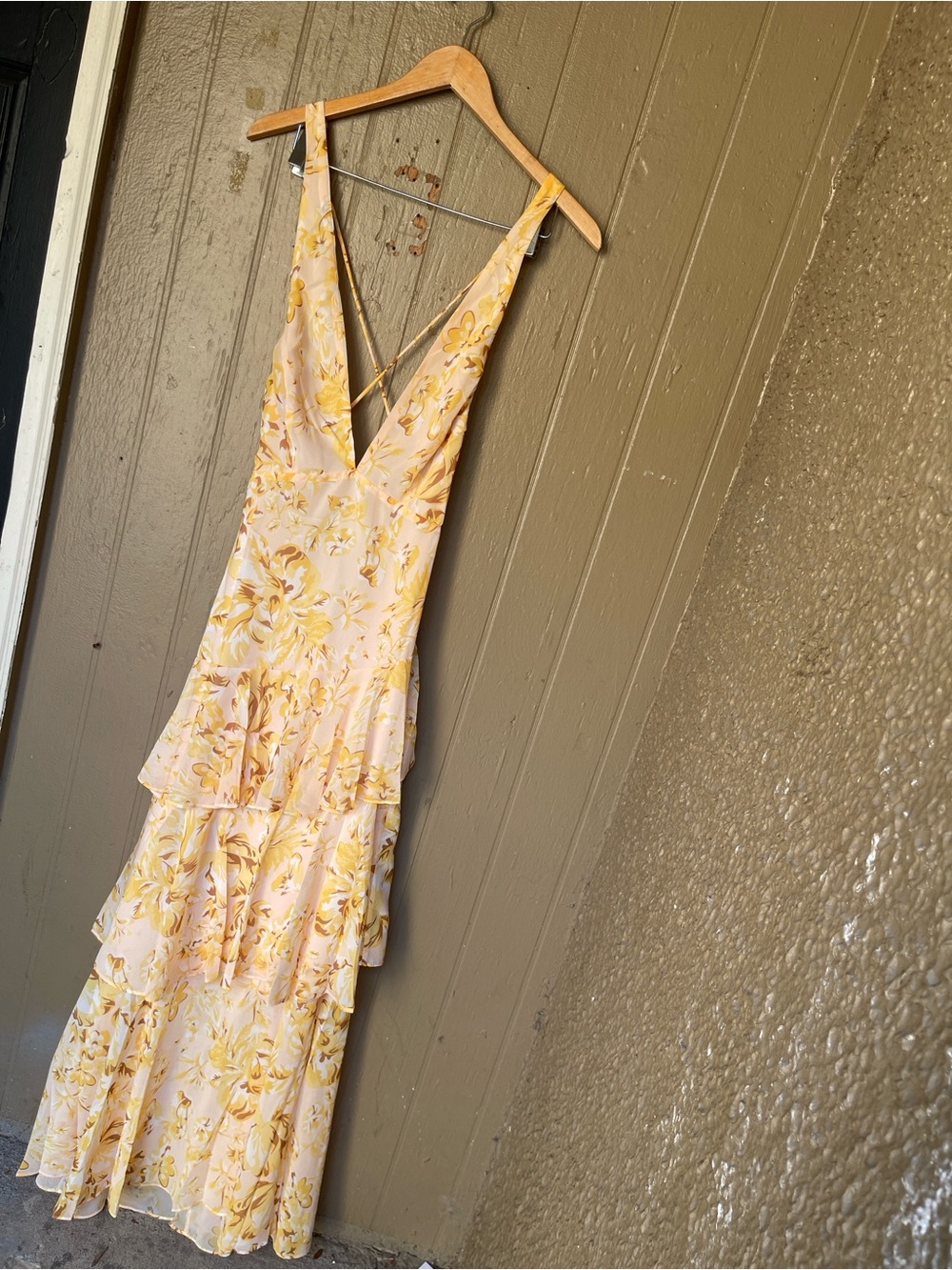 Showpo Beryl Midi Dress Tiered V-Neck Sleveless Dress in Yelliw Floral Size M